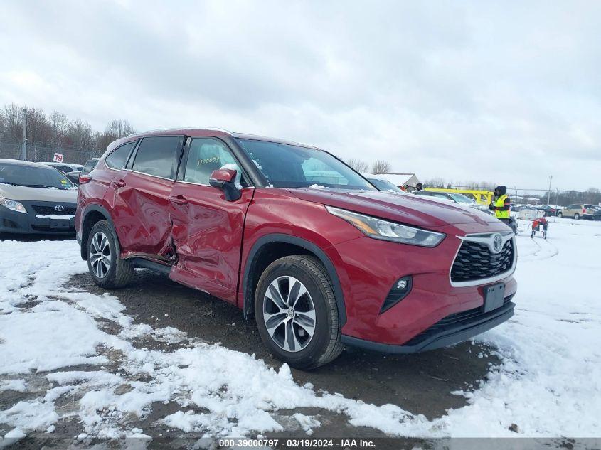 TOYOTA HIGHLANDER XLE 2020