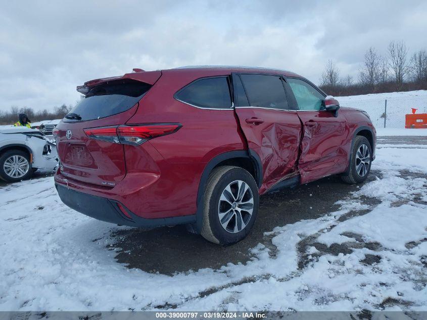 TOYOTA HIGHLANDER XLE 2020