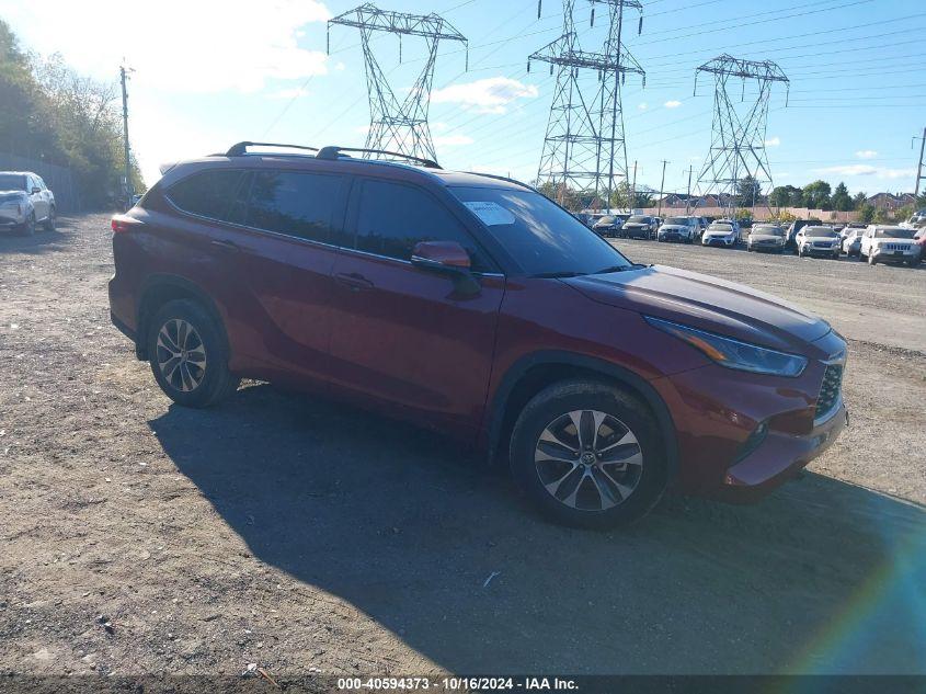 TOYOTA HIGHLANDER XLE 2021