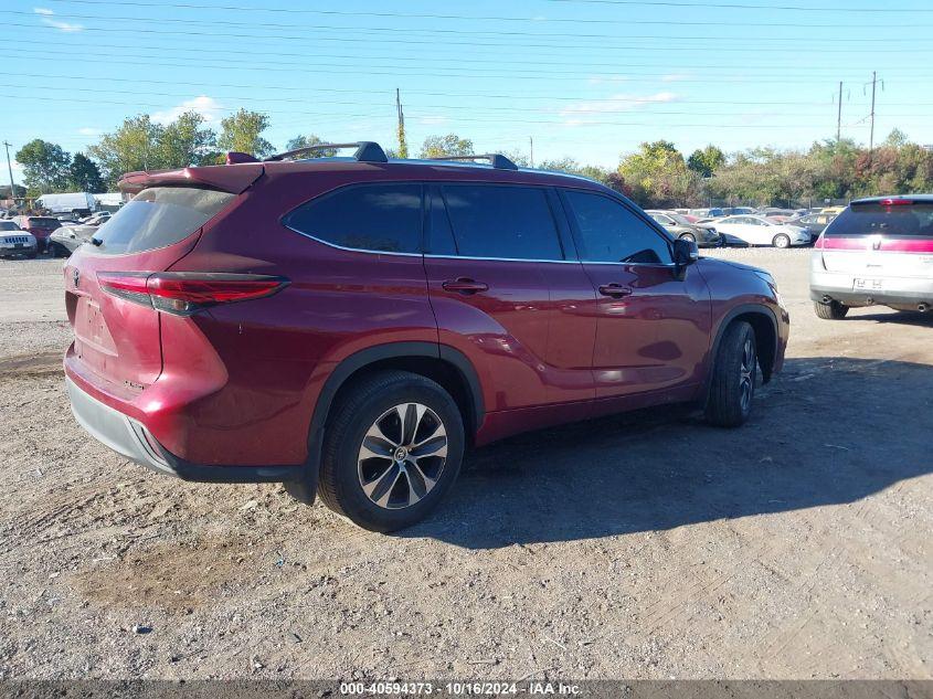 TOYOTA HIGHLANDER XLE 2021