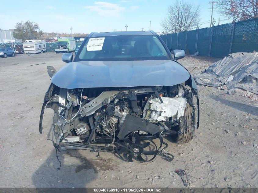 TOYOTA HIGHLANDER XLE 2021