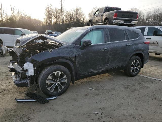 TOYOTA HIGHLANDER  2021