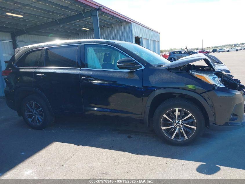 TOYOTA HIGHLANDER XLE/SE 2017