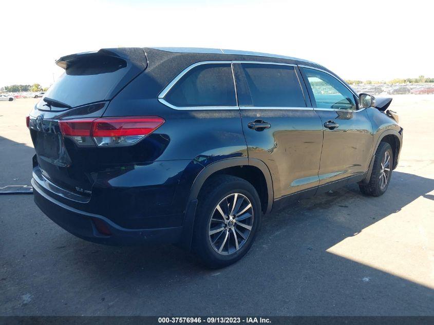 TOYOTA HIGHLANDER XLE/SE 2017