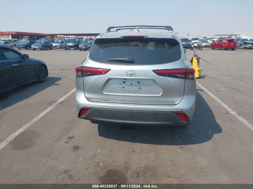 TOYOTA HIGHLANDER XLE 2023