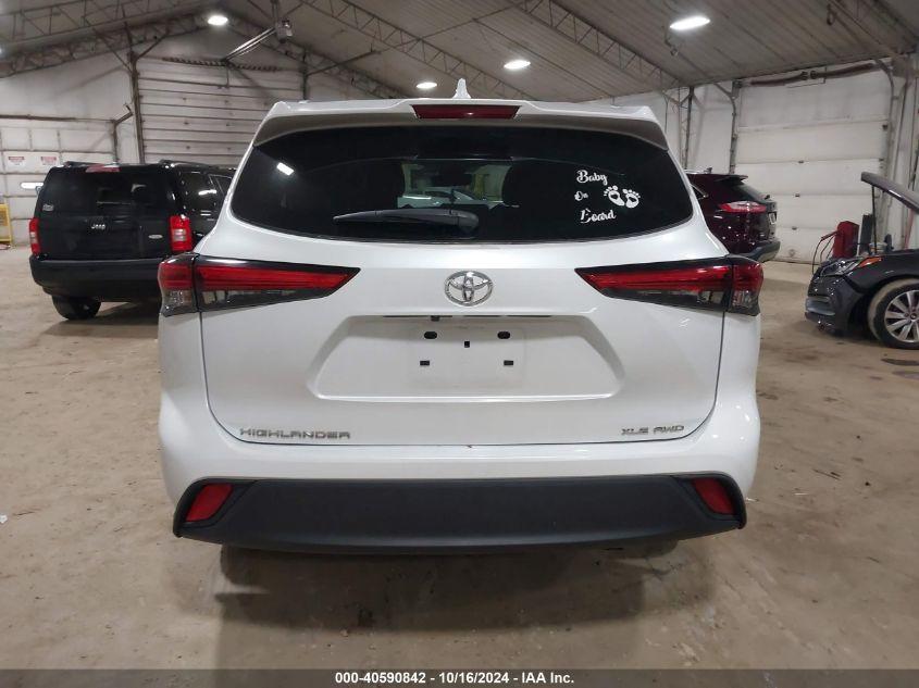 TOYOTA HIGHLANDER XLE 2023