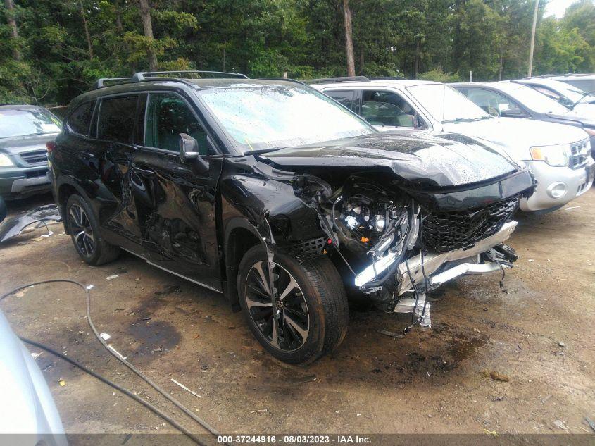 TOYOTA HIGHLANDER XSE 2021