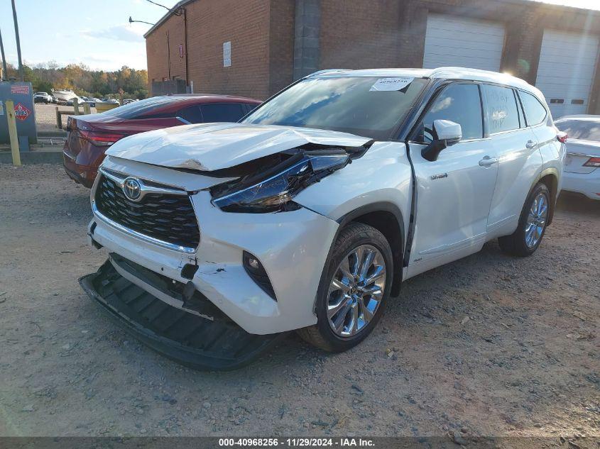 TOYOTA HIGHLANDER HYBRID LIMITED 2020