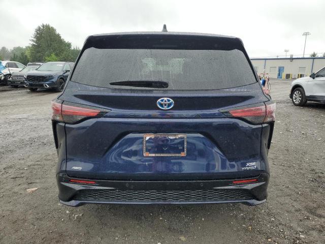 TOYOTA SIENNA XSE 2024