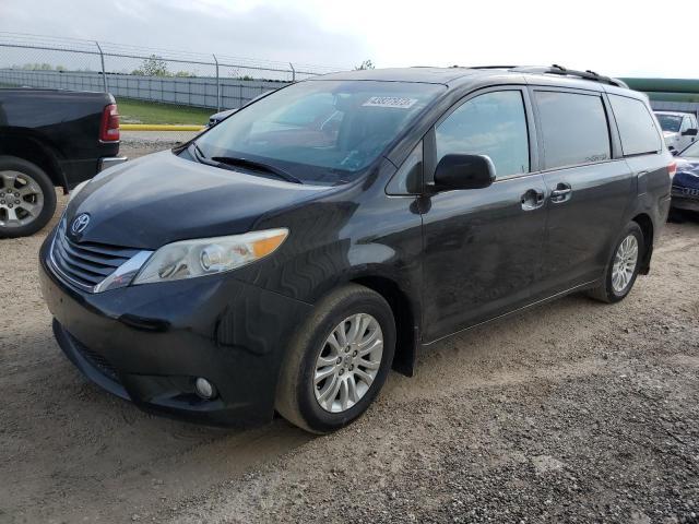 TOYOTA SIENNA XLE 2013