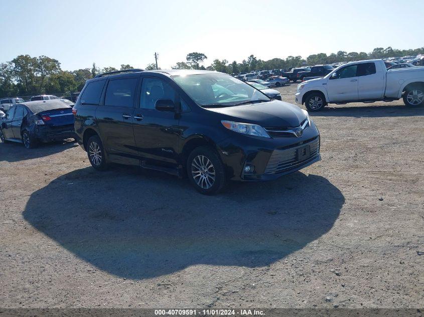 TOYOTA SIENNA XLE 2020