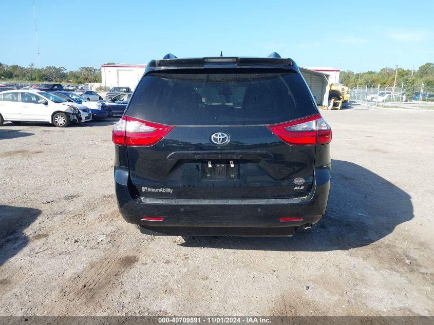 TOYOTA SIENNA XLE 2020