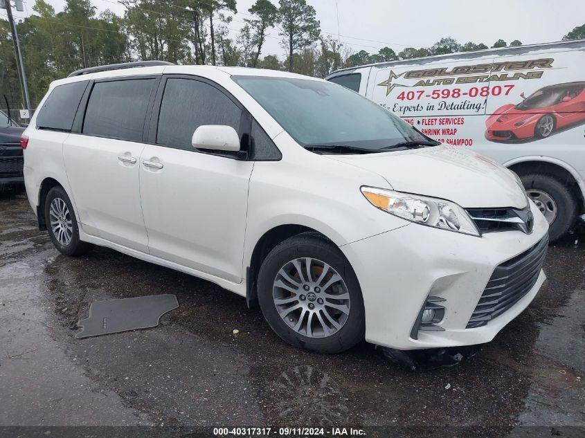 TOYOTA SIENNA XLE PREMIUM 2020