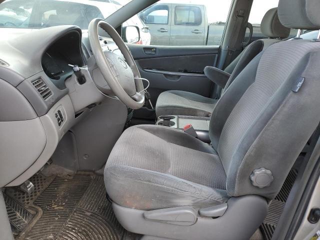 TOYOTA SIENNA CE 2006