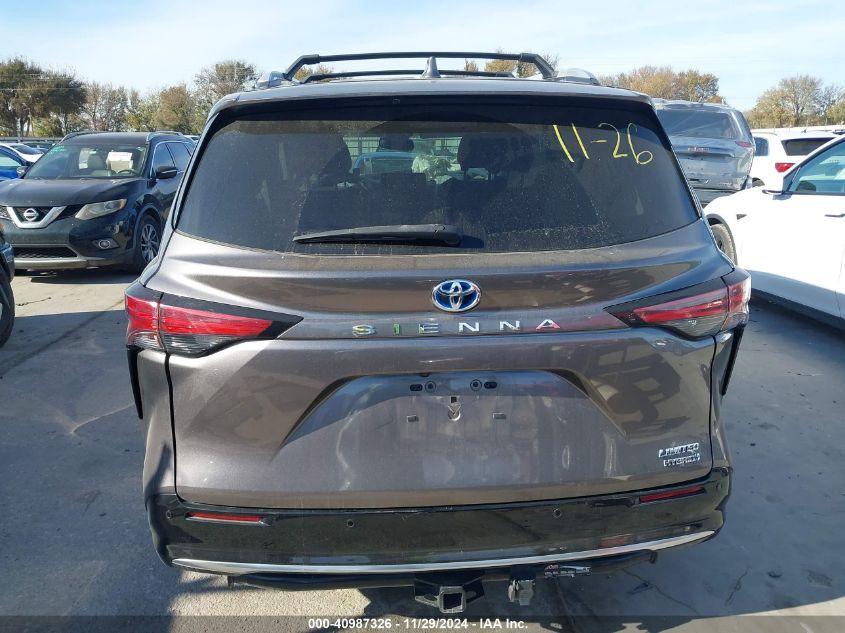 TOYOTA SIENNA LIMITED 2022