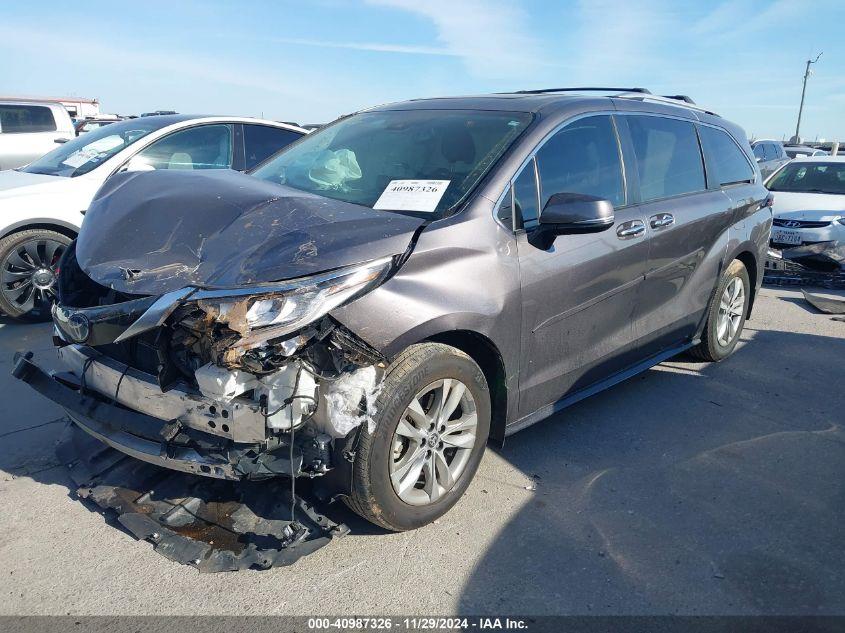 TOYOTA SIENNA LIMITED 2022