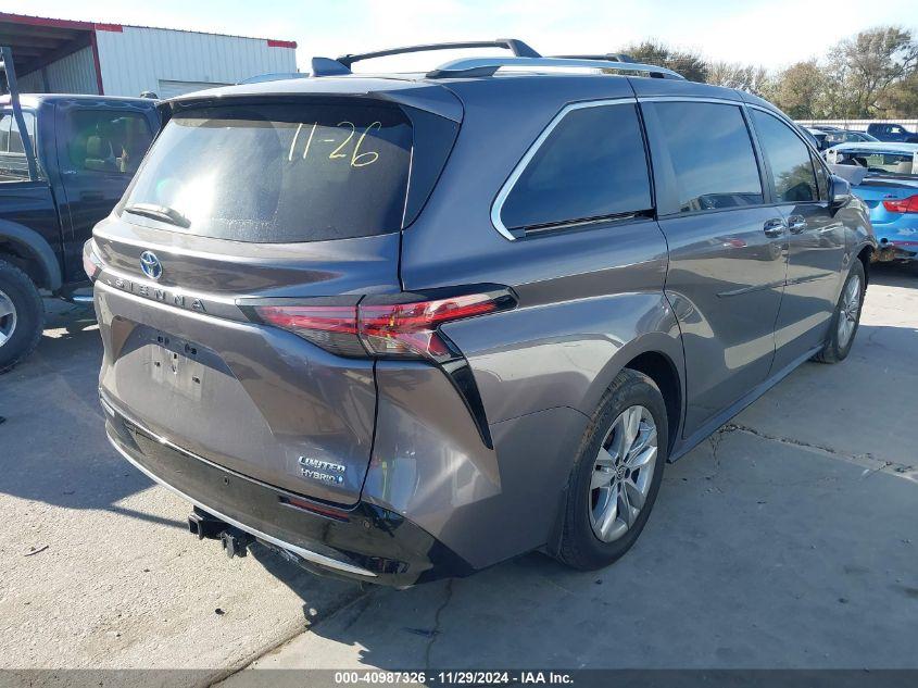 TOYOTA SIENNA LIMITED 2022