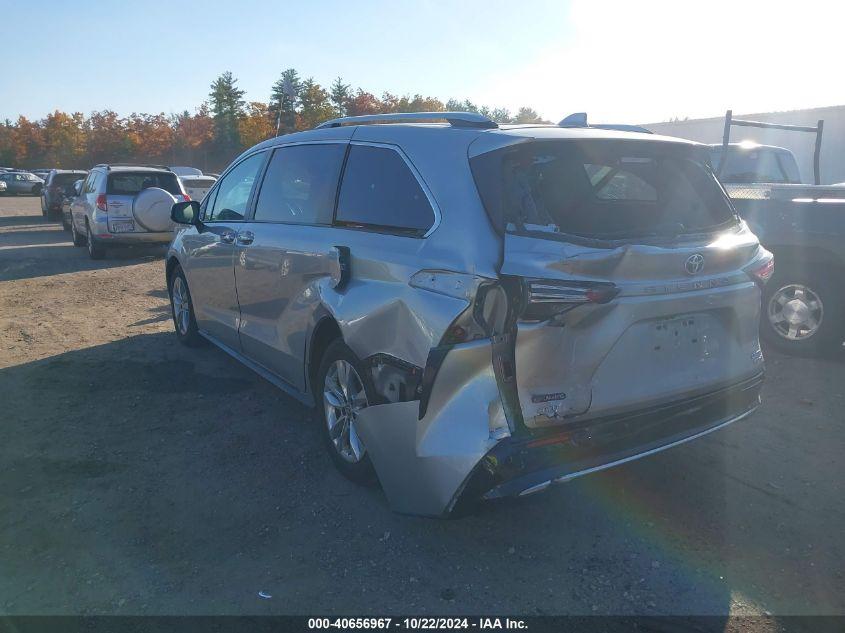 TOYOTA SIENNA LIMITED 2022