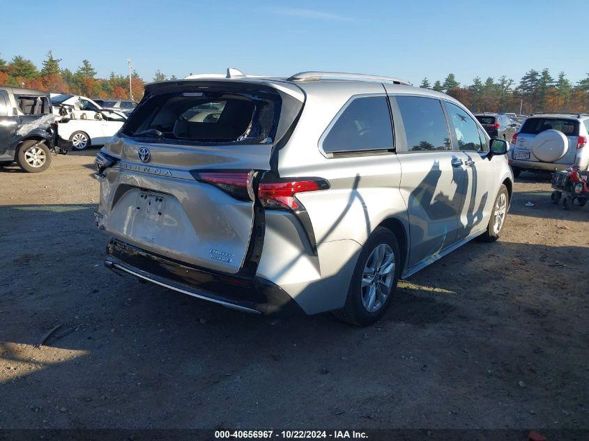 TOYOTA SIENNA LIMITED 2022