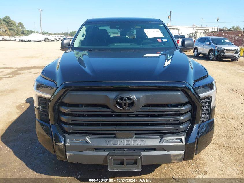 TOYOTA TUNDRA SR5 2024