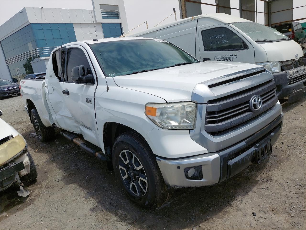 TOYOTA TUNDRA  2015