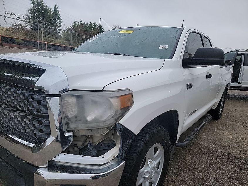 TOYOTA TUNDRA SR5 2020