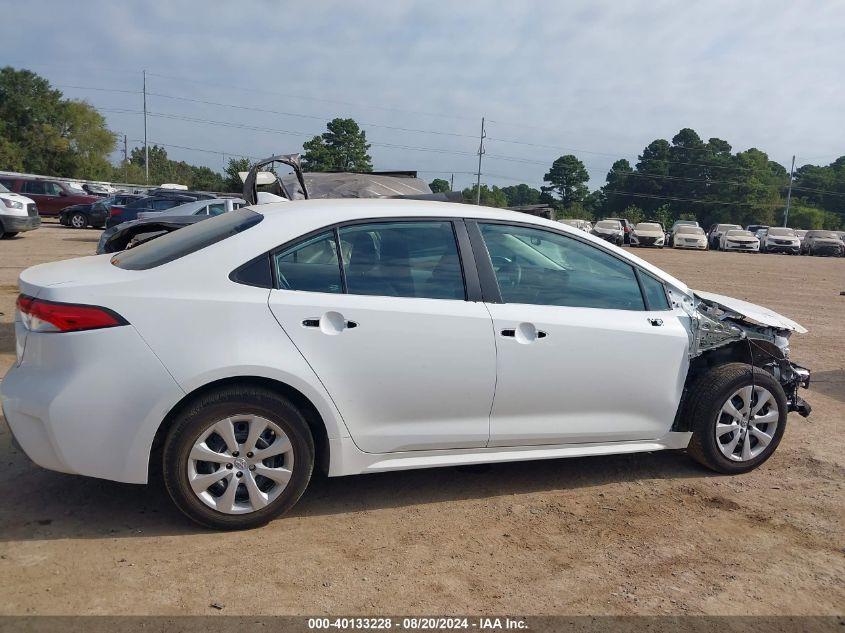 TOYOTA COROLLA LE 2024