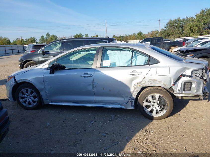 TOYOTA COROLLA LE 2024