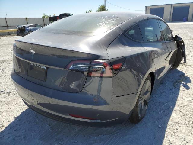 TESLA MODEL 3  2022