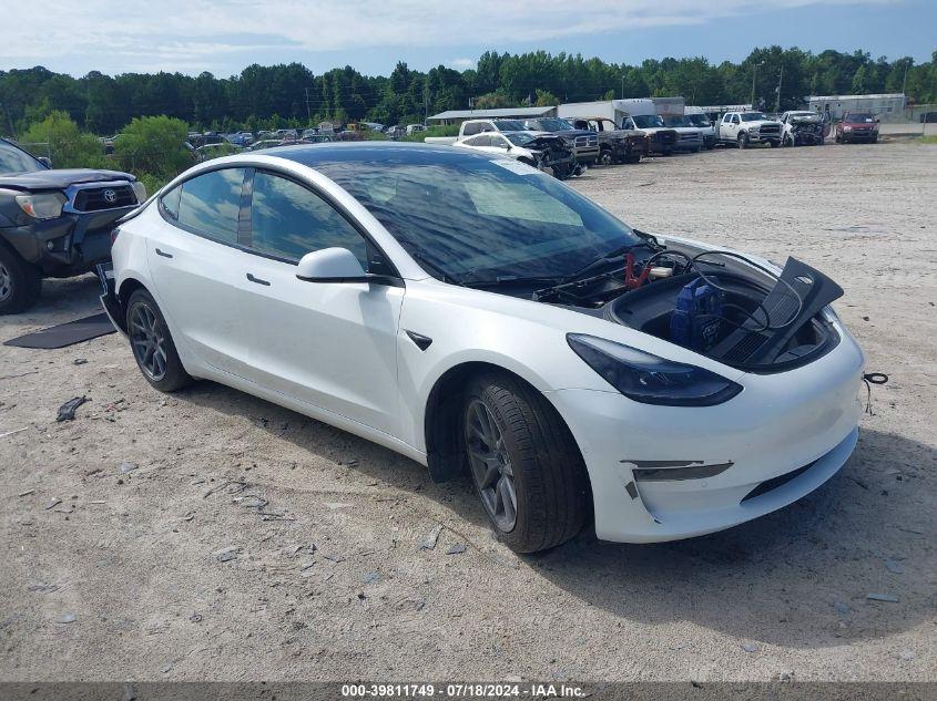 TESLA MODEL 3 REAR-WHEEL DRIVE 2022