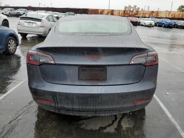 TESLA MODEL 3  2020