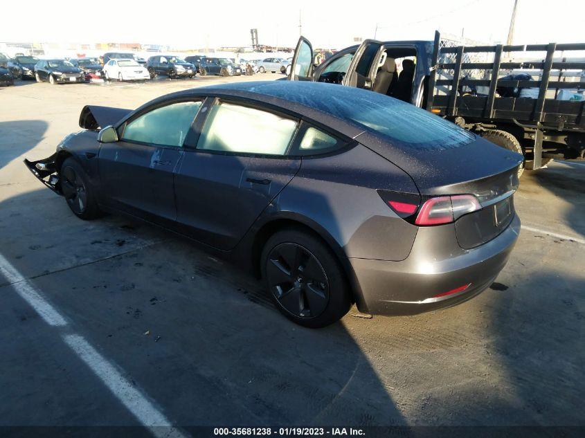 TESLA MODEL 3  2023