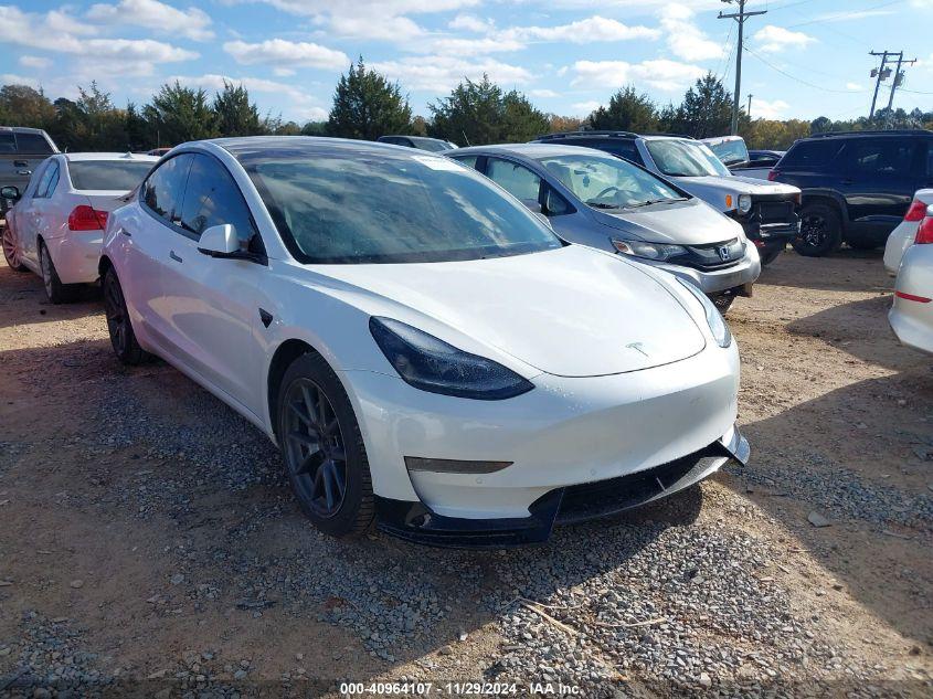 TESLA MODEL 3 STANDARD RANGE PLUS REAR-WHEEL DRIVE 2021