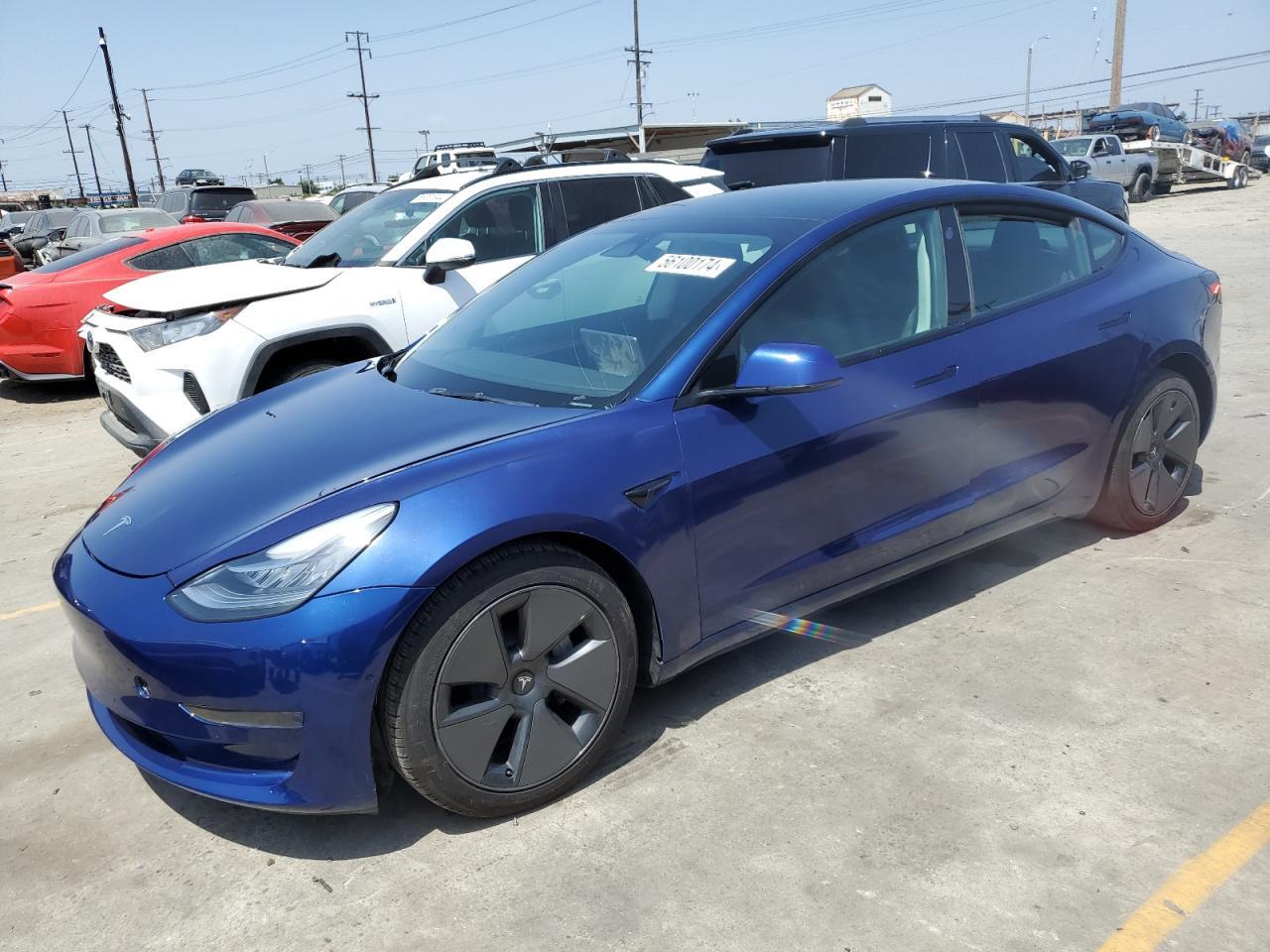 TESLA MODEL 3  2022