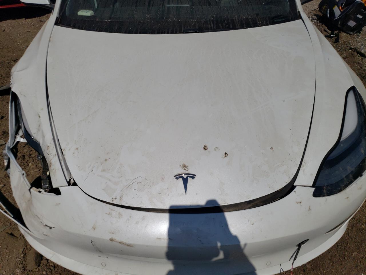 TESLA MODEL 3  2021