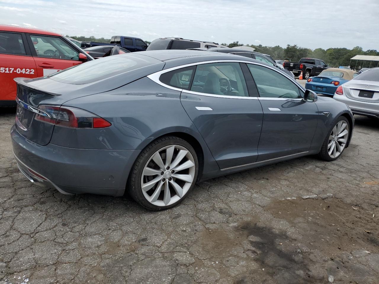 TESLA MODEL S  2013