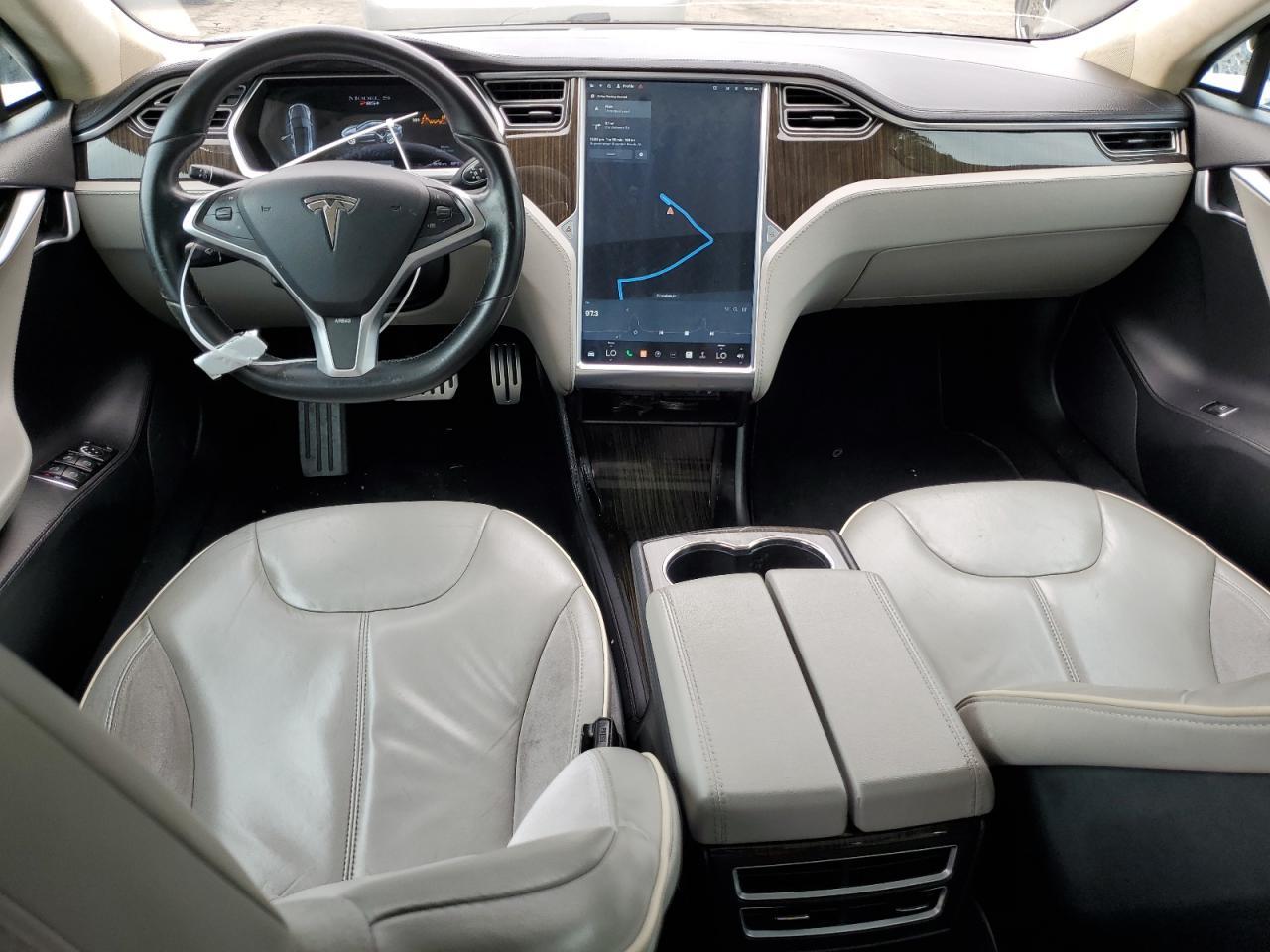 TESLA MODEL S  2013