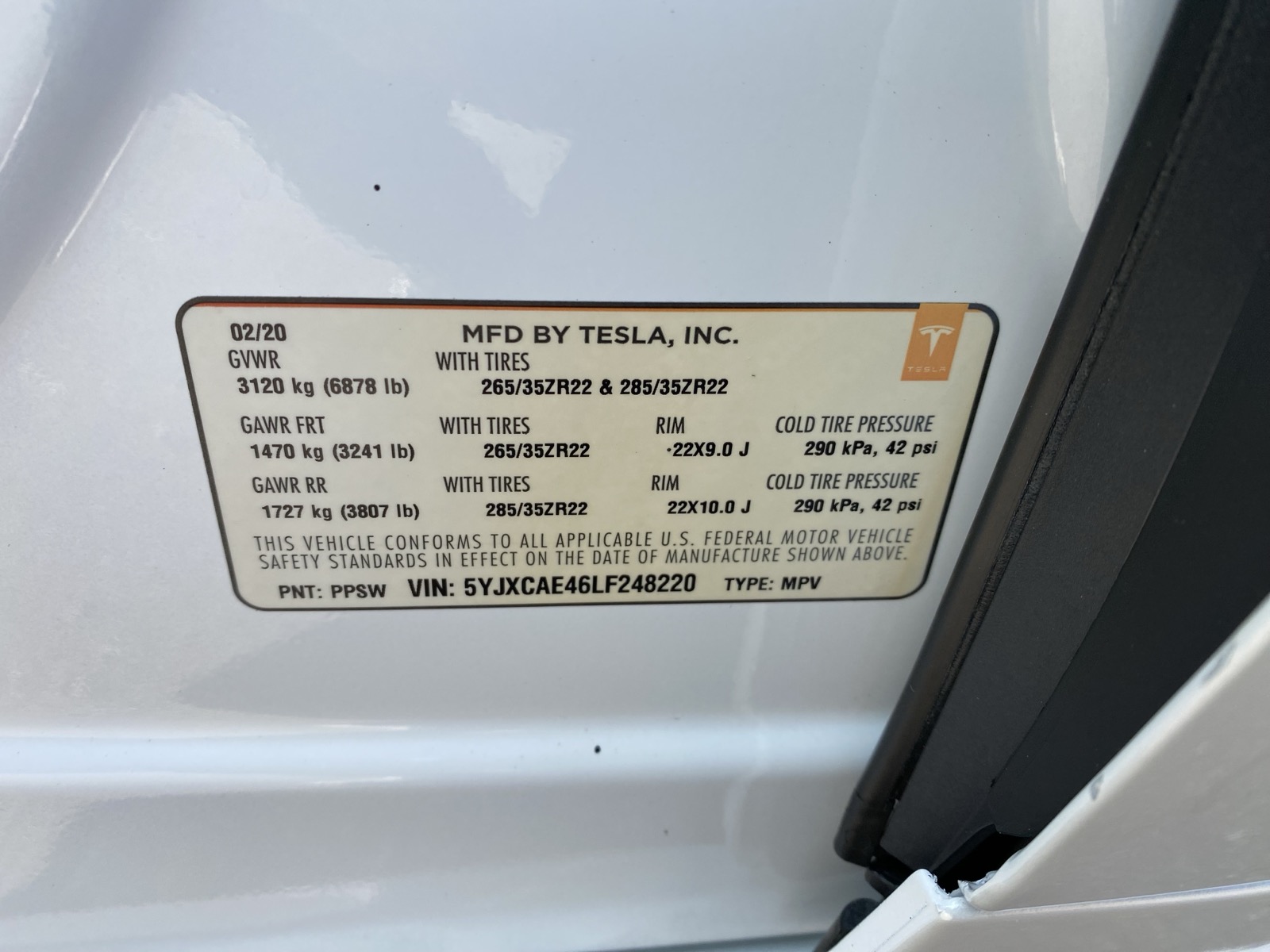 TESLA MODEL X PERFORMANCE 2020