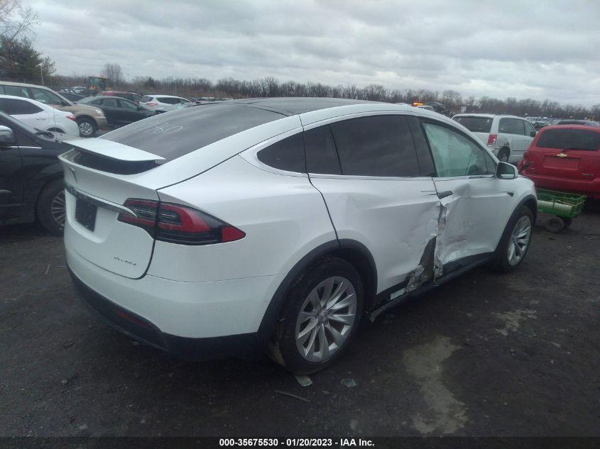 TESLA MODEL X  2019