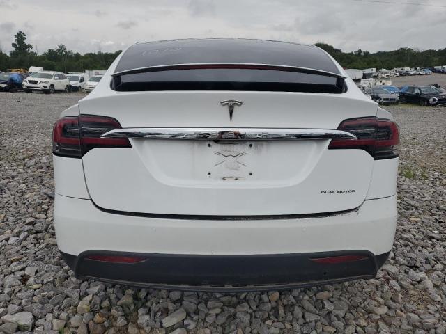 TESLA MODEL X  2020