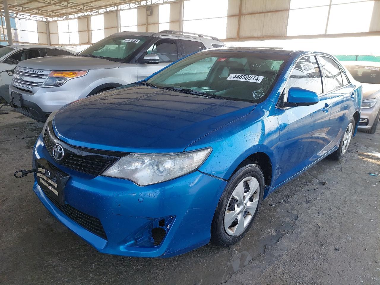 TOYOTA CAMRY  2015