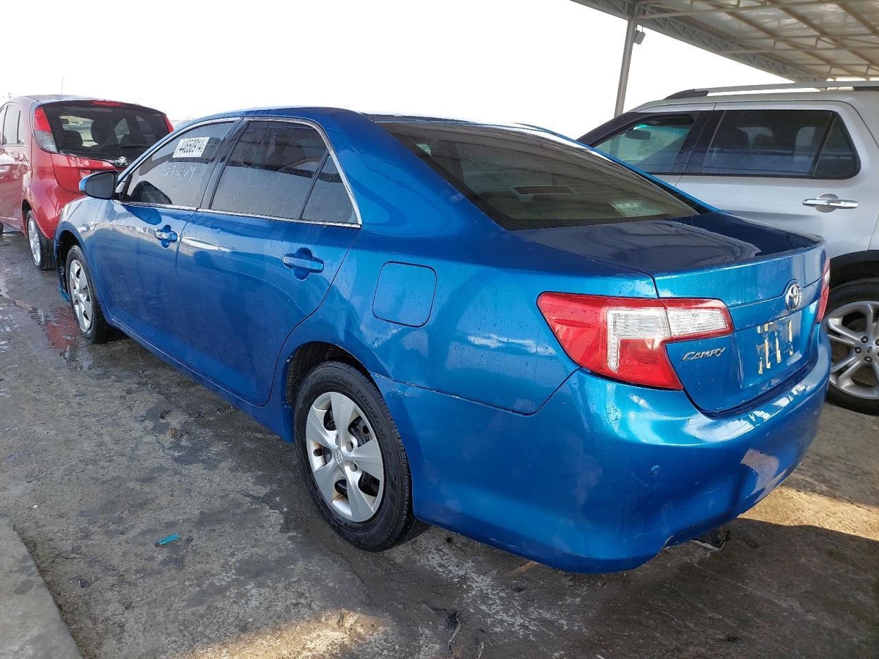 TOYOTA CAMRY  2015