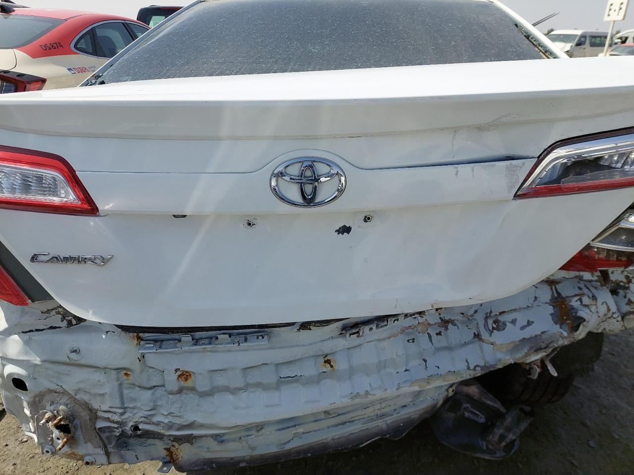 TOYOTA CAMRY  2015