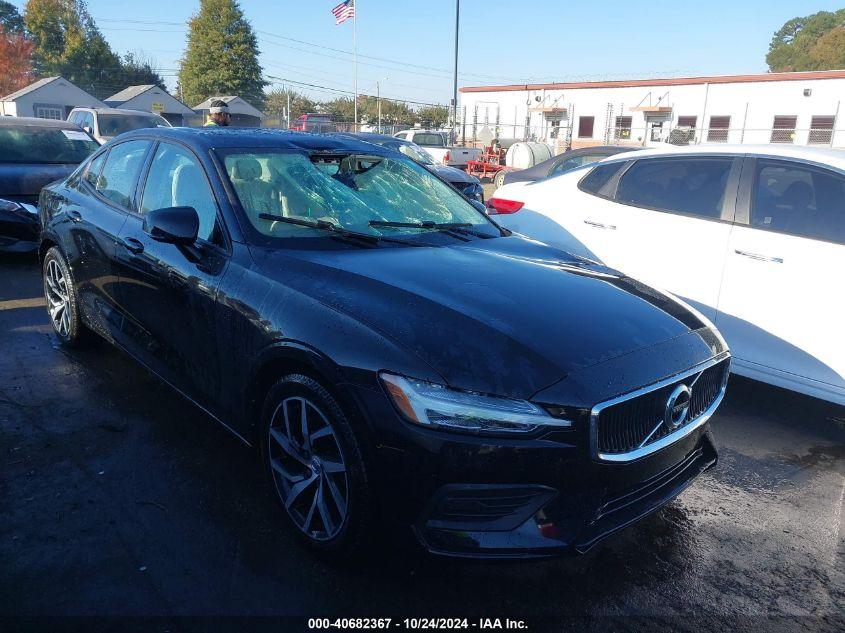 VOLVO S60 T5 MOMENTUM 2020