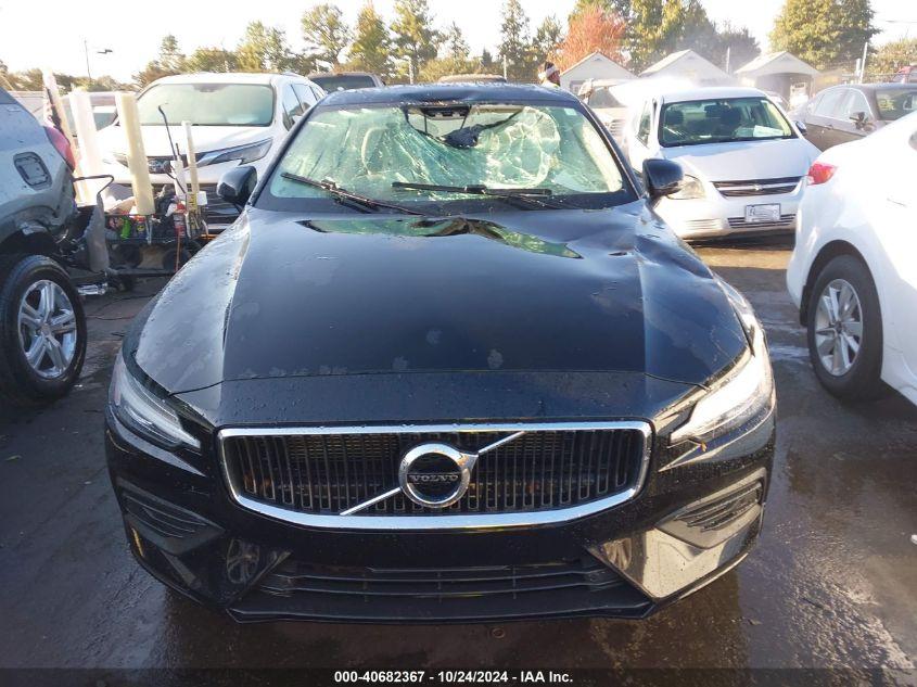 VOLVO S60 T5 MOMENTUM 2020