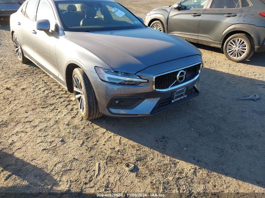 VOLVO S60 T5 MOMENTUM 2021