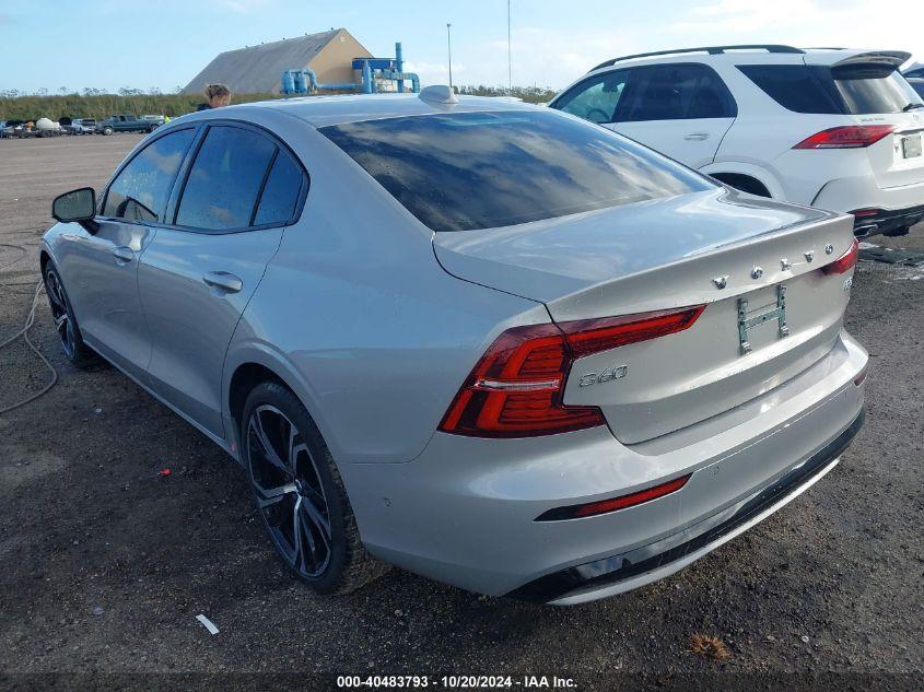 VOLVO S60 B5 PLUS DARK THEME 2024