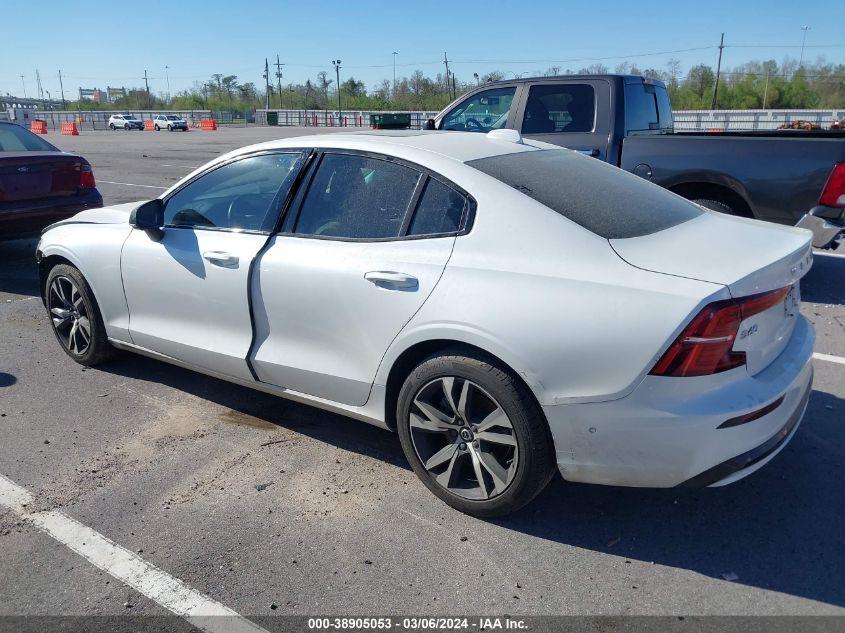 VOLVO S60 B5 PLUS DARK THEME 2023