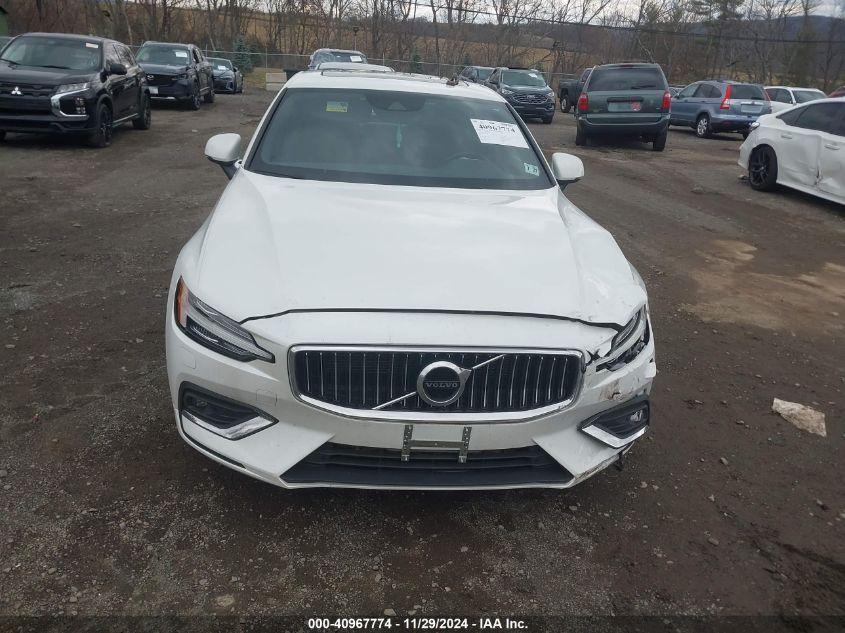 VOLVO S60 B5 INSCRIPTION 2022