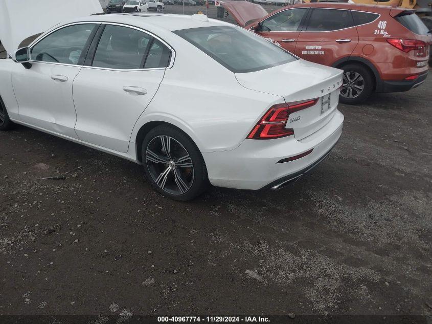 VOLVO S60 B5 INSCRIPTION 2022